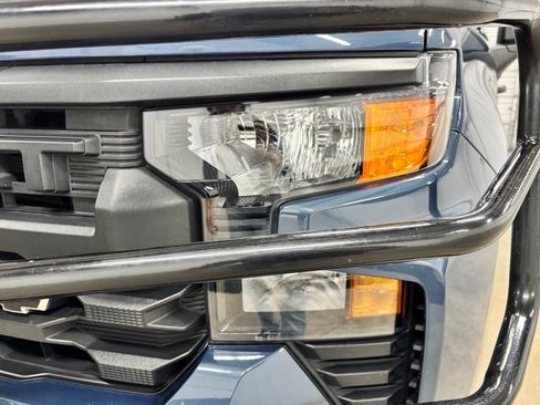 Used 2024 Chevrolet Silverado 1500 Custom w/ Turbomax Blackout Package AWD/4WD image 10