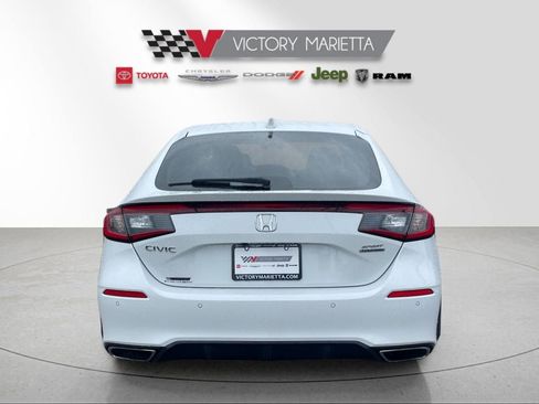 Used 2022 Honda Civic Sport Touring image 4