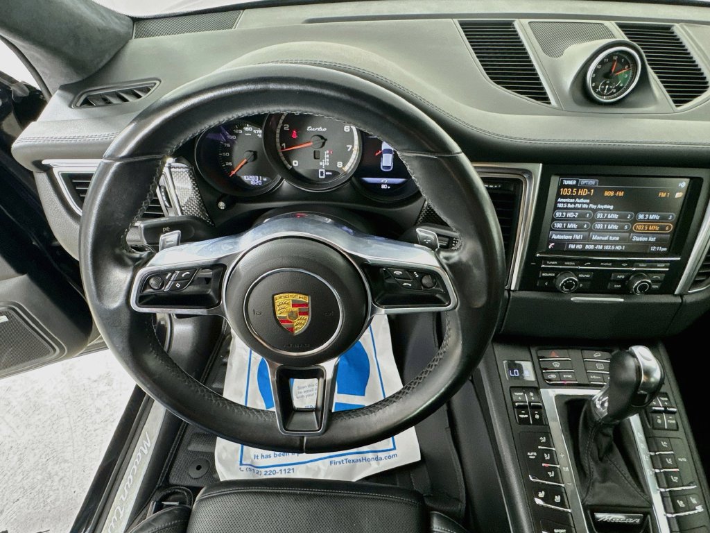 Used 2016 Porsche Macan Turbo AWD/4WD image 12