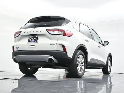 Used 2022 Ford Escape SE w/ Cold Weather Package AWD/4WD image 42