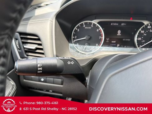 Certified 2025 Nissan Rogue SV FWD image 23