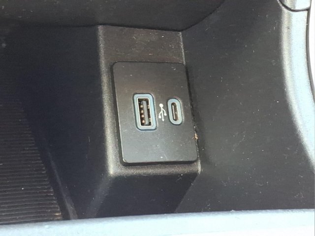 Used 2023 Ford Edge SEL AWD/4WD image 18