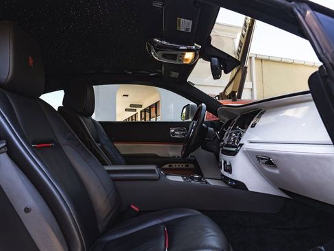 Used 2015 Rolls-Royce Wraith 2dr Coupe image 24