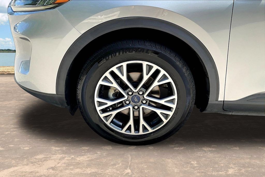 Used 2020 Ford Escape SEL AWD/4WD image 35