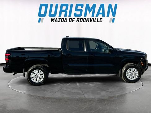 Used 2024 Nissan Frontier SV image 7