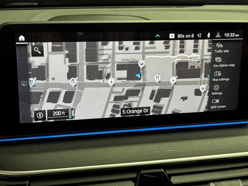 Used 2023 BMW 530e w/ Convenience Package image 25