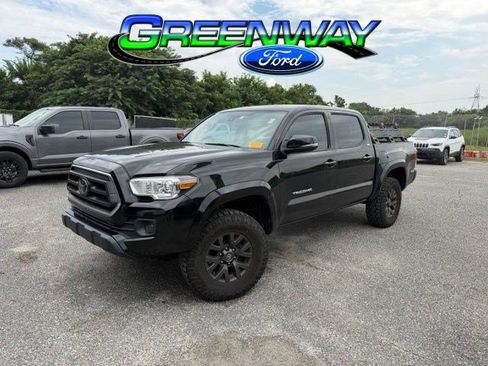 Used 2023 Toyota Tacoma SR5 w/ Technology Package AWD/4WD image 1
