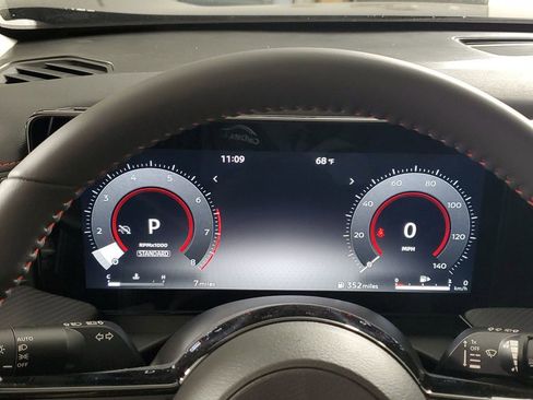 New 2026 Nissan Kicks SR image 25