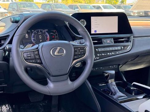Used 2023 Lexus ES 350 w/ Premium Package FWD image 29