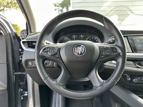 Used 2021 Buick Enclave Essence w/ Sound and Sites Package AWD/4WD image 20