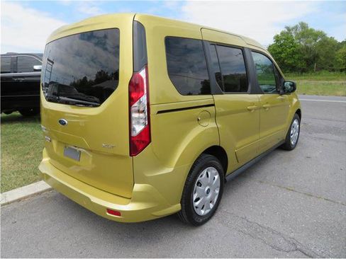 Used 2016 Ford Transit Connect XLT image 2