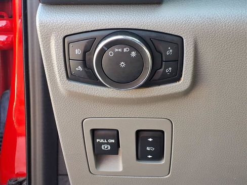 Used 2020 Ford F150 XLT w/ Equipment Group 302A Luxury AWD/4WD image 21