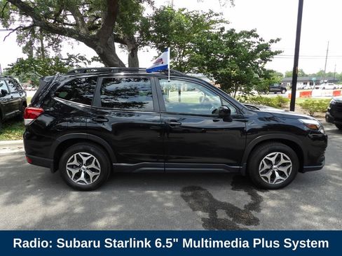 Used 2023 Subaru Forester Premium AWD/4WD image 5