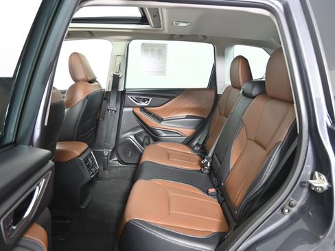 Used 2023 Subaru Forester Touring image 17