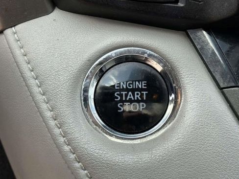 Used 2018 Toyota RAV4 XLE w/ Plus Extra Value Package image 22