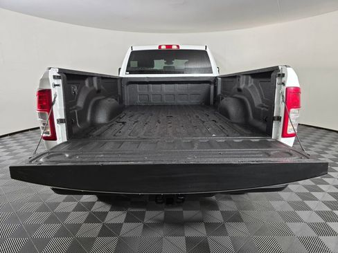 Used 2024 RAM 3500 Big Horn image 15