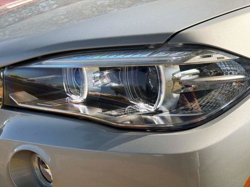 Used 2015 BMW X5 xDrive35i AWD/4WD image 9