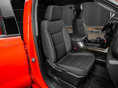 Used 2025 GMC Sierra 1500 Elevation image 31