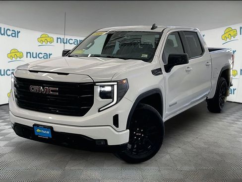 Used 2024 GMC Sierra 1500 Elevation image 3