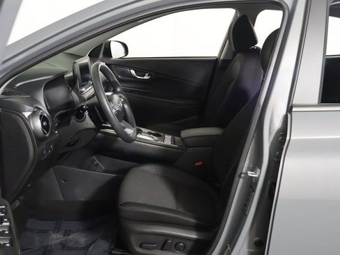 Used 2023 Hyundai Kona SE image 24