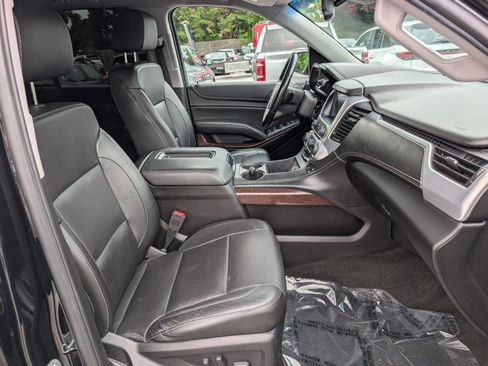Used 2018 GMC Yukon SLT AWD/4WD image 12