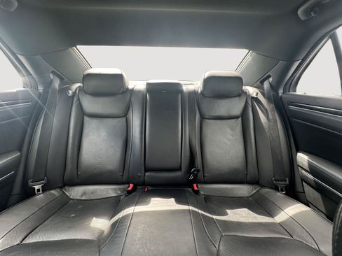 Used 2012 Chrysler 300 Limited w/ Luxury Group RWD image 13