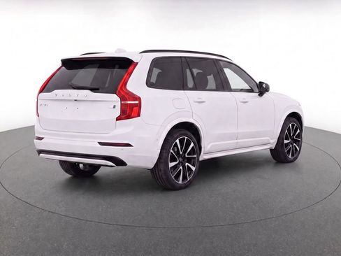 Certified 2023 Volvo XC90 T8 Plus w/ Protection Package AWD/4WD image 4