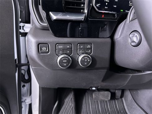 New 2026 GMC Sierra 1500 SLT w/ SLT Premium Plus Package image 18