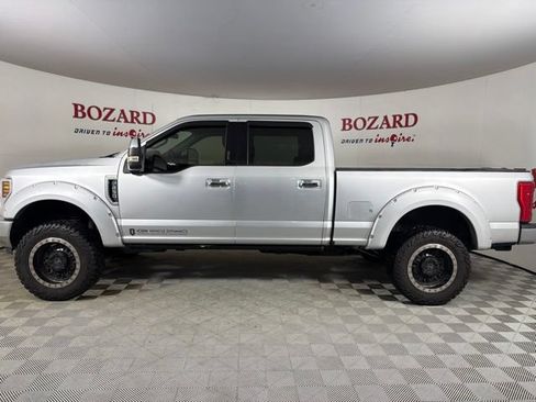 Used 2019 Ford F250 Lariat w/ Chrome Package AWD/4WD image 7