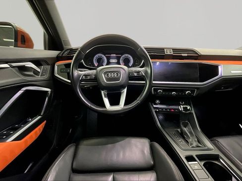 Used 2019 Audi Q3 2.0T Premium Plus w/ Premium Plus Package AWD/4WD image 8