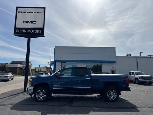 Used 2015 Chevrolet Silverado 2500 LTZ w/ LTZ Plus Package AWD/4WD image 2