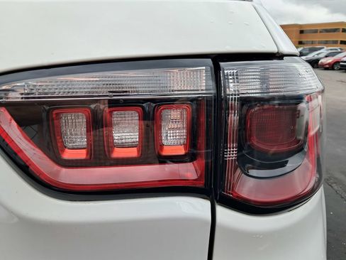 Used 2022 Jeep Compass Trailhawk w/ Sun and Sound Group AWD/4WD image 10