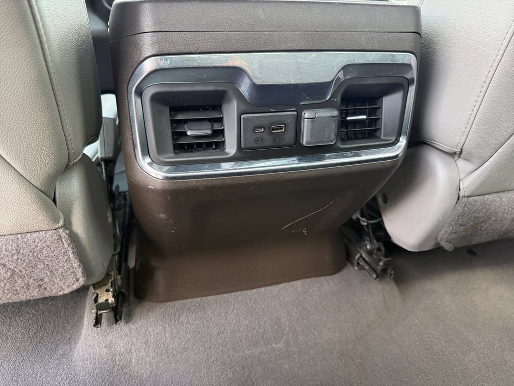 Used 2022 Chevrolet Silverado 2500 LTZ w/ LTZ Convenience Package AWD/4WD image 16