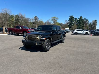 Used 2023 Jeep Gladiator Overland w/ Dual Top Group