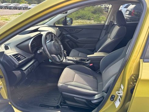 Used 2021 Subaru Crosstrek 2.0i Premium w/ Popular Package #2 AWD/4WD image 13