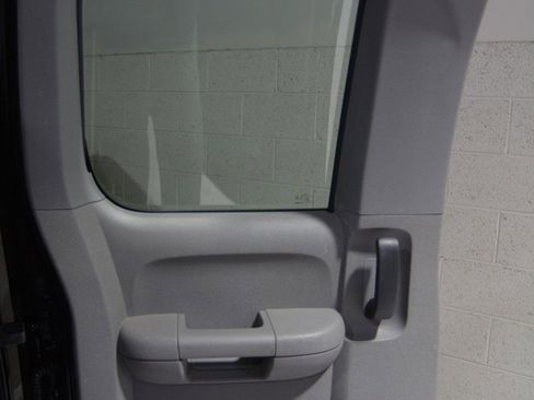 Used 2007 Chevrolet Silverado 2500 W/T w/ LS Package image 10