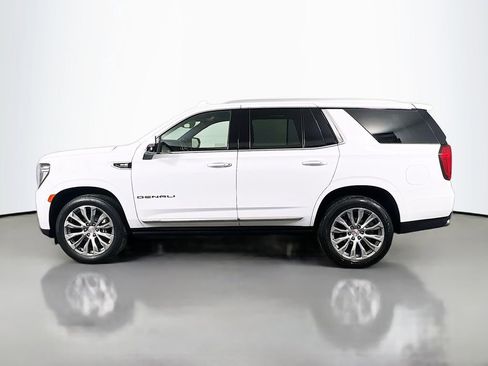 Used 2023 GMC Yukon Denali AWD/4WD image 8