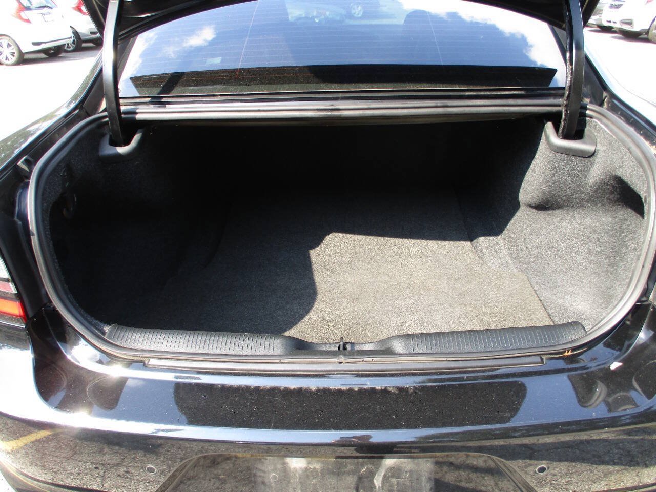 Used 2019 Dodge Charger Police w/ Street Appearance Group RWD image 7