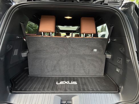 Used 2026 Lexus GX 550 w/ Accessory Package (2T) AWD/4WD image 44