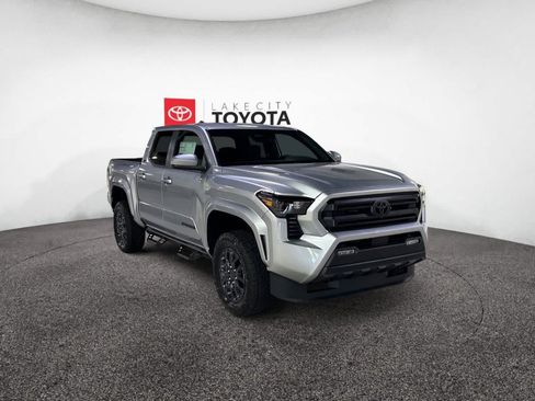 New 2025 Toyota Tacoma SR5 image 7