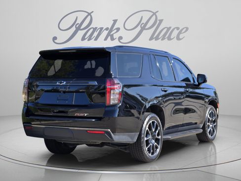 Used 2022 Chevrolet Tahoe RST w/ Luxury Package RWD image 5