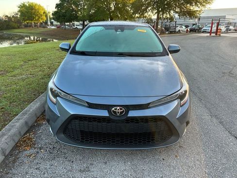 Used 2022 Toyota Corolla LE image 8