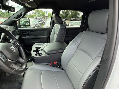 New 2026 RAM 5500 Tradesman w/ Chrome Appearance Group AWD/4WD image 18