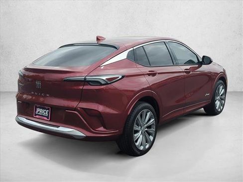 Used 2025 Buick Envista Avenir image 5