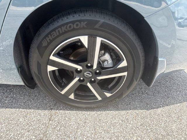 Used 2025 Nissan Sentra SV w/ All-Weather Package FWD image 10