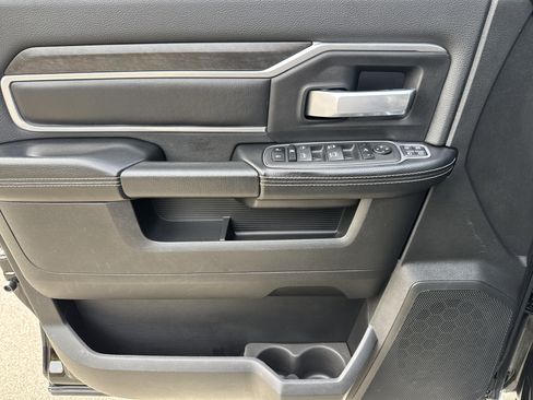 Used 2024 RAM 2500 Big Horn w/ Night Edition image 13