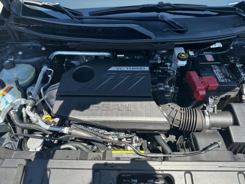 Used 2025 Nissan Rogue SV AWD/4WD image 30