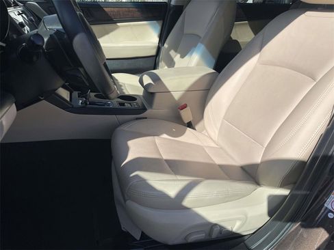 Used 2019 Subaru Outback 2.5i Limited w/ Popular Package #2 image 20