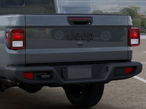 New 2026 Jeep Gladiator Sport AWD/4WD image 13