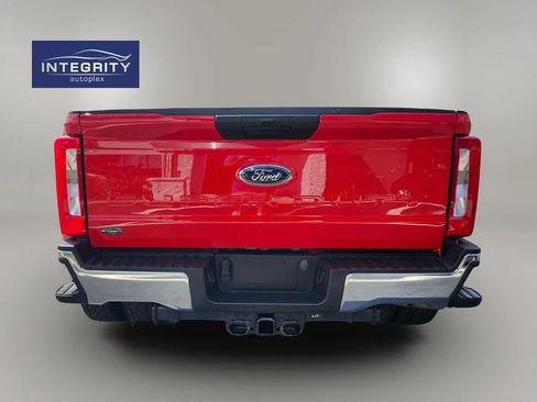 Used 2025 Ford F350 XLT AWD/4WD image 4